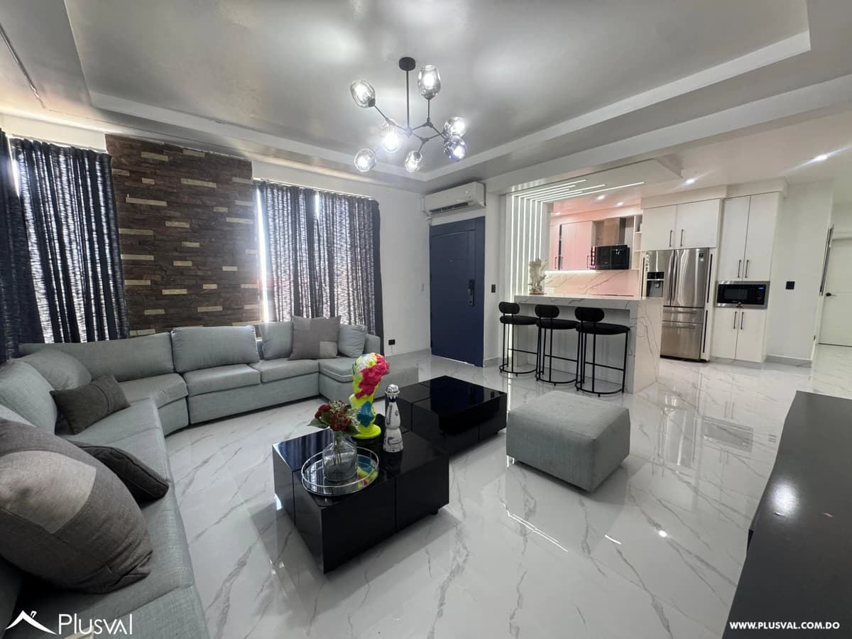 Casa doble en la urbanización Los Prados - Image 1