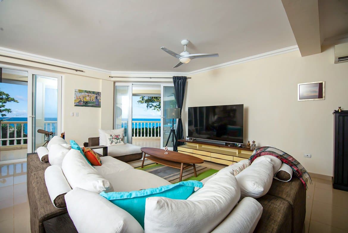 Stunning 3 Bedroom Oceanfront Condo In Sosua For Sale - Image 4
