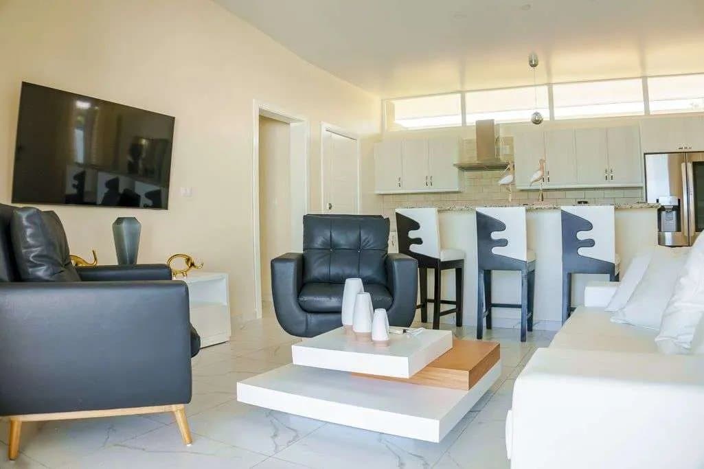 Spacious Villa for Sale in Sosúa – Villa Whitesand - Image 4