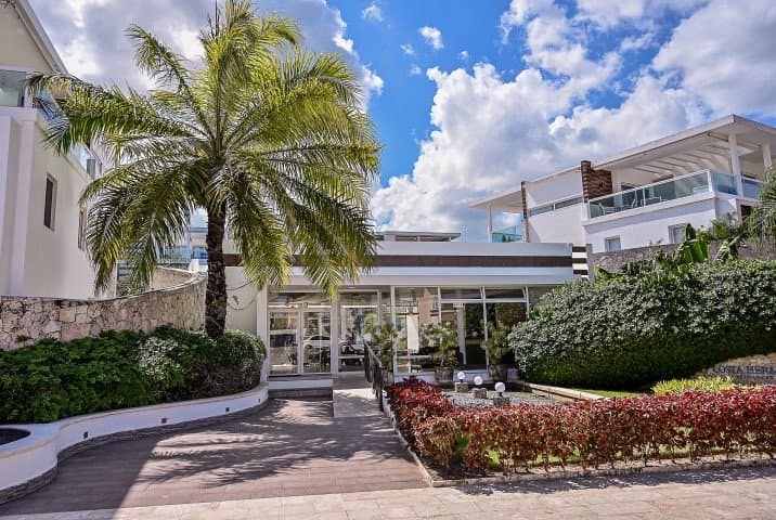 Costa Hermosa elegant 2 BR ground floor condo with expansive private terrace, move-in ready - El Cortecito - Image 4