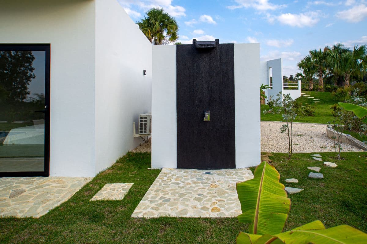 Summer house, a tropical nest, comfortable and exquisite. (Open to deals. Make me your OFFER) - Image 5