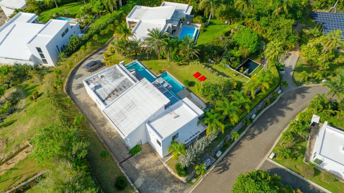 Your corner in the Caribbean - Image 3