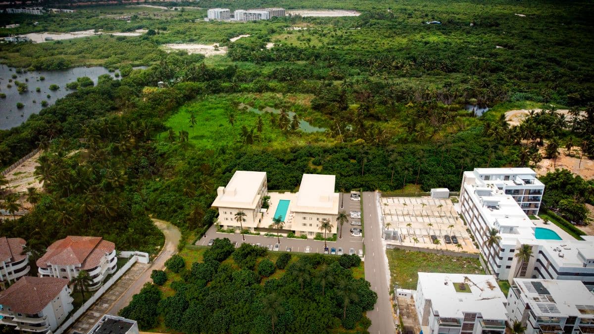 Pre-Construction Furnished 1-Bedroom Apartmen Steps from Playa Bávaro in El Cortecito - Image 2