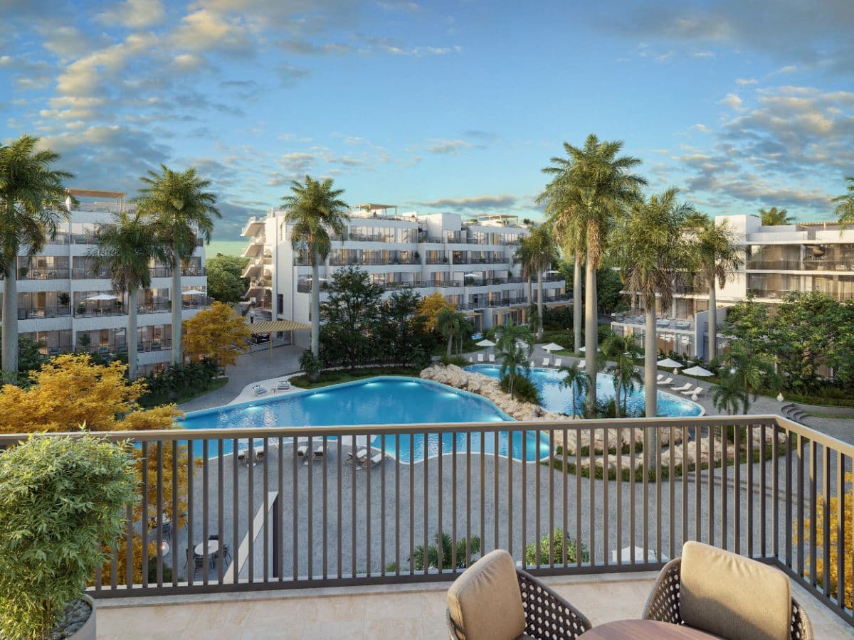 Spacious One Bedroom with Private Rooftop Affiliated by Melia - Image 2