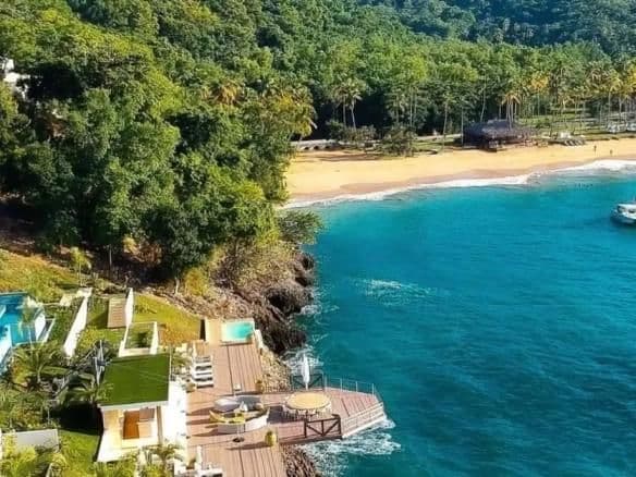 Exclusive Beachfront Development Opportunity in Playa El Limón, Samaná, Dominican Republic - Image 2