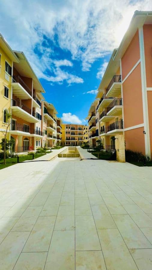 Caribbean Furnished Apartment for Rent in Bávaro, Punta Cana 🌴 | 1 Bedroom, Terrace, Pool & Golf Access in Reserva Real