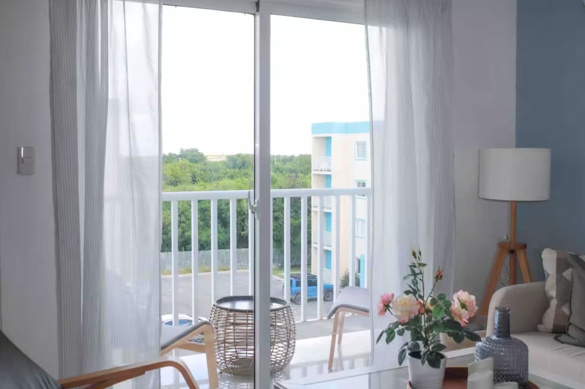 APARTAMENTO EN VENTA 2 HABITACIONES EN SERENA VILLAGE - Image 2