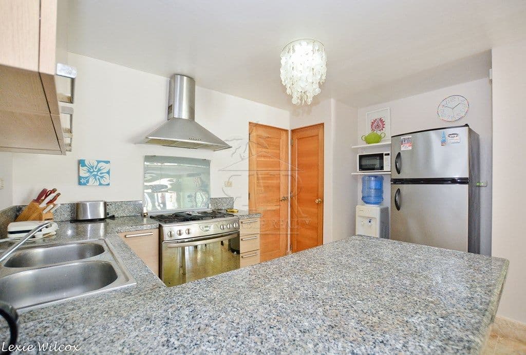 BEACH RESIDENCY 2 BEDROOM OCEAN VIEW - Image 5