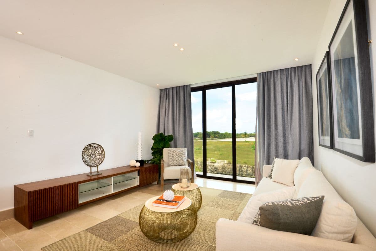 Top Floor 3 Bedroom Marinafront Residence + Staff Quarters in Cap Cana