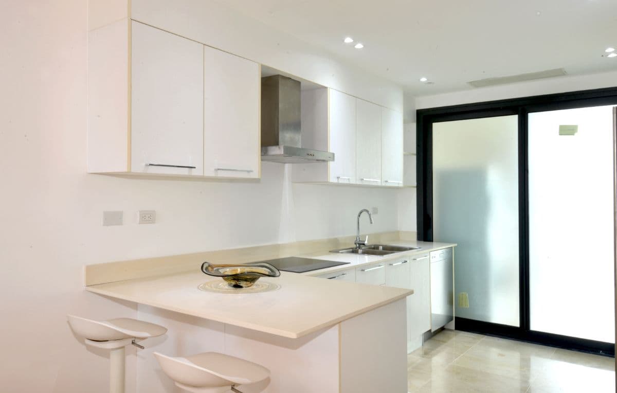 Top Floor 3 Bedroom Marinafront Residence + Staff Quarters in Cap Cana - Image 5