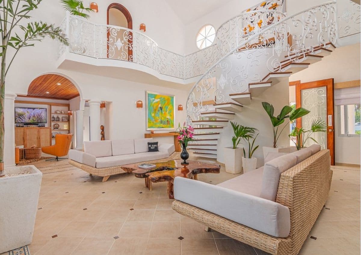 Sea Horse Ranch - Villa Royale - Priced Reduced to Sell At $895,000 - Image 4