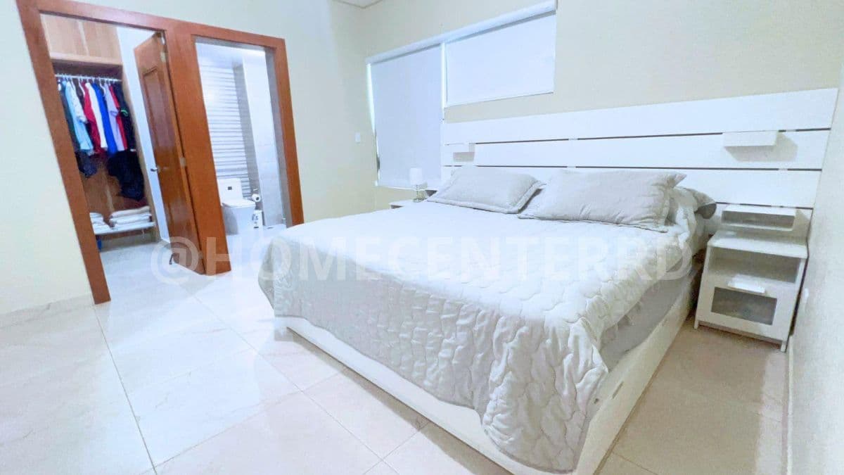 Penthouse en Villa Maria - Image 4