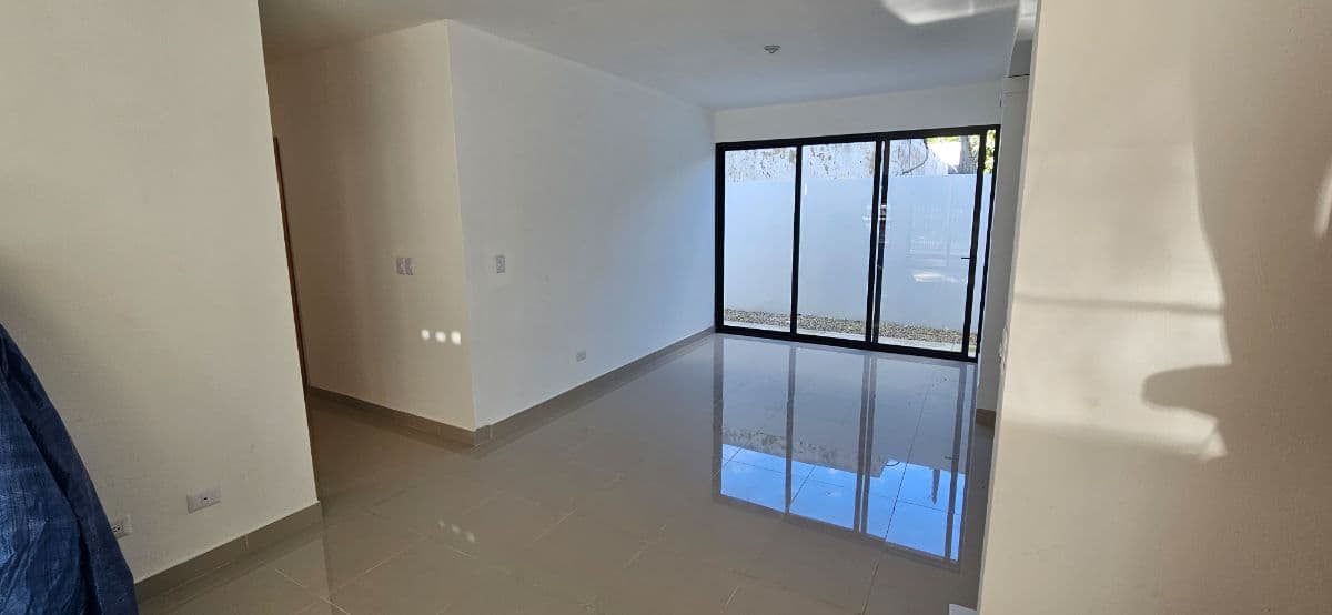 Apartamento en Jardines del Sur - Image 2