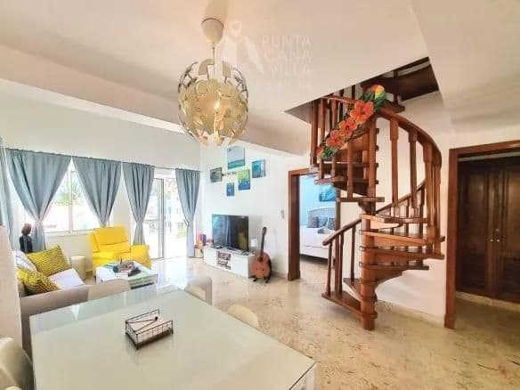 Beachfront 2-Bedroom Penthouse Available in Playa Turquesa, Bávaro – Prime Punta Cana Real Estate Opportunity - Image 3