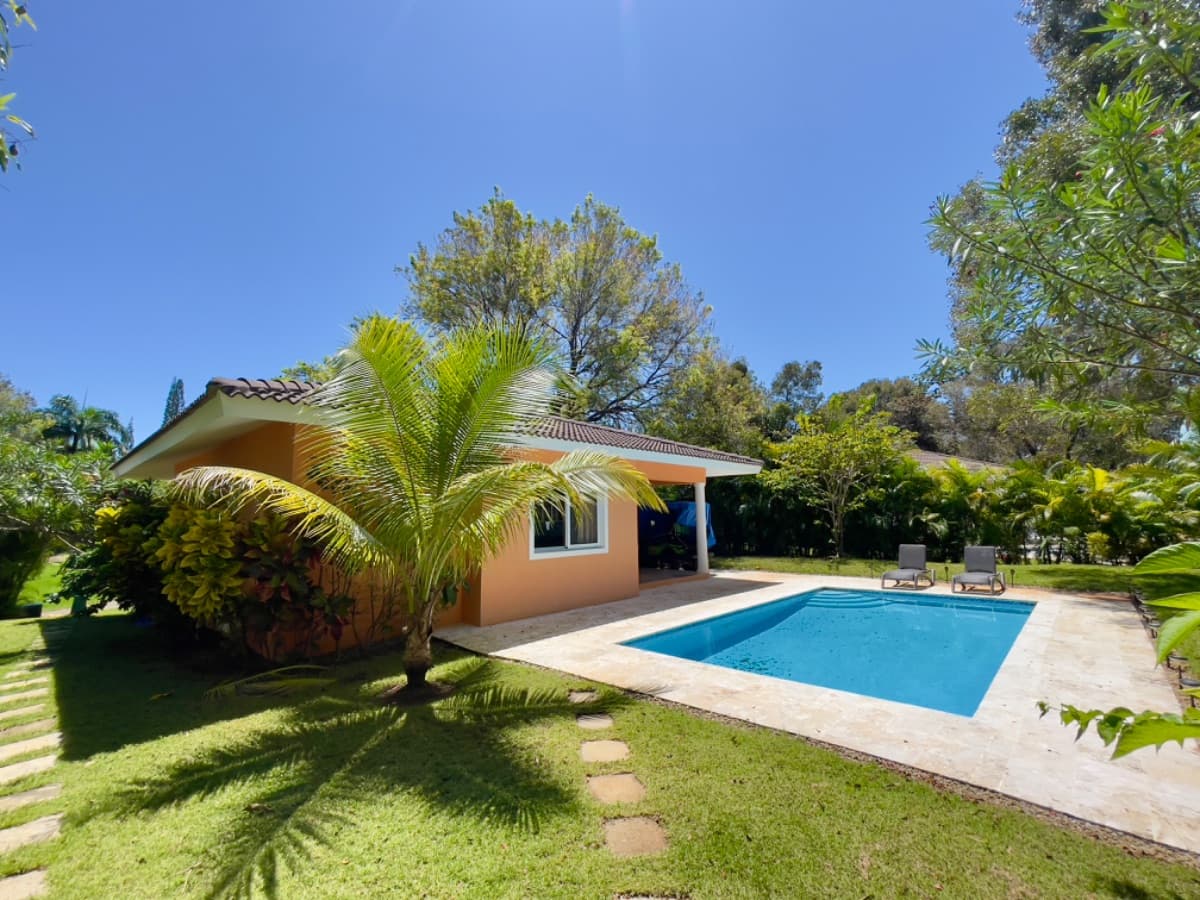 Charming Single-Level Villa with Pool | Gated Community Living - Image 3