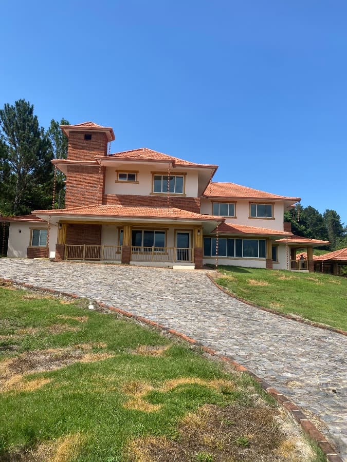 Luxury Mountain Villa for Sale Jarabacoa Dominican Republic - Image 2