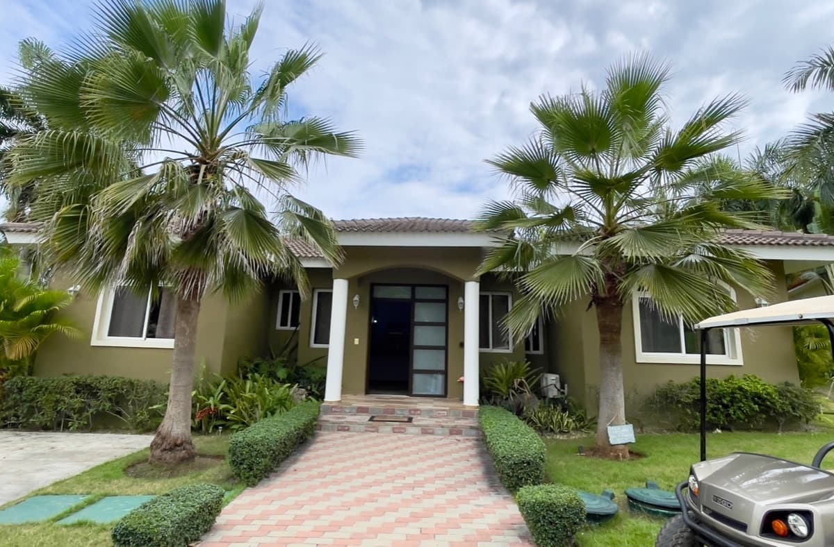 Contemporary Caribbean Villa in Sosúa – Refined Living in an Exclusive Gated Community - Image 2