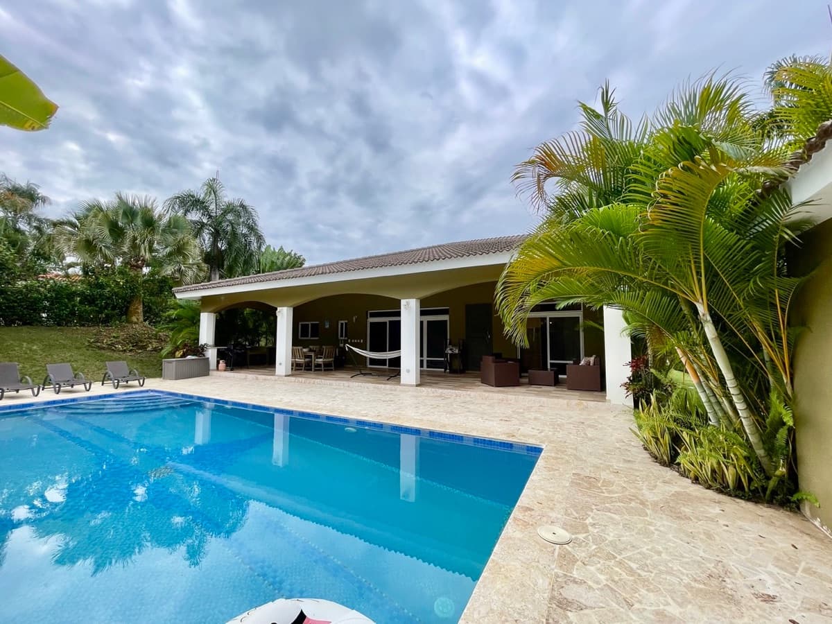 Contemporary Caribbean Villa in Sosúa – Refined Living in an Exclusive Gated Community - Image 5