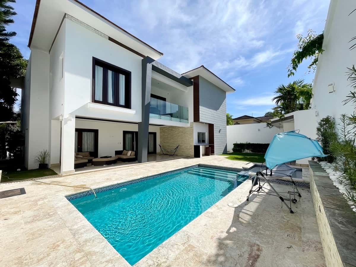 Luxury Contemporary Villa for Sale – Bayardo Residential Community, Puerto Plata