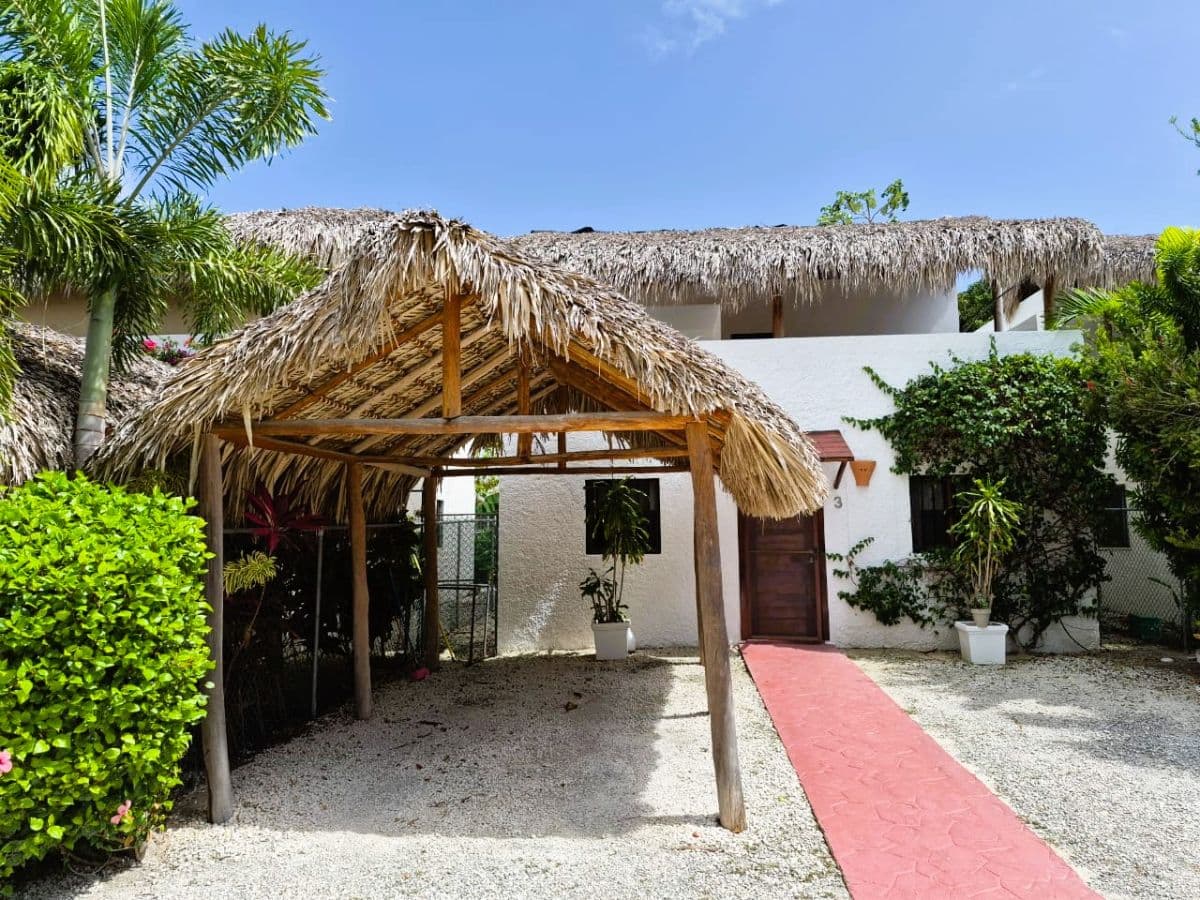 Charming 3-Bedroom Villa in Quaint Ibiza Residences – El Ejecutivo - Image 1