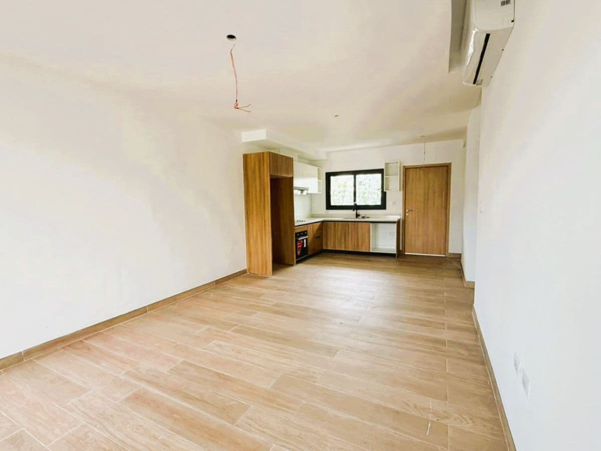 Ground Floor Walk-Out to the Pool - Image 4