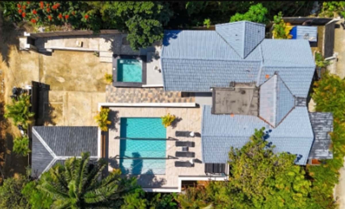 Beautiful 2 levels villa