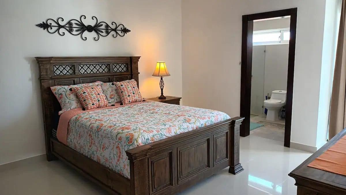 Spacious Upper Level Condo in Los Corales Punta Cana - Image 4