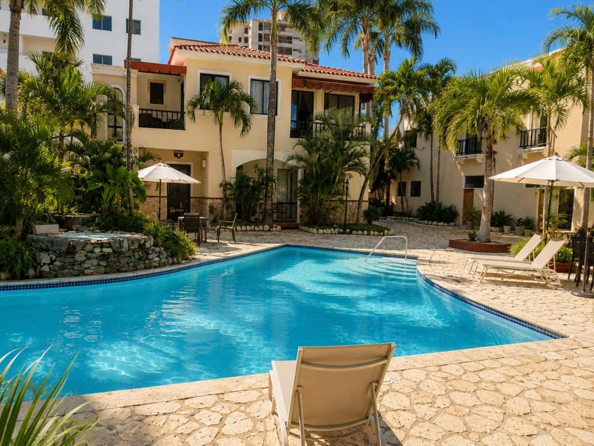 Peaceful and Spacious 3 Bedroom Apartment with Pool Just Steps from Juan Dolio Beach