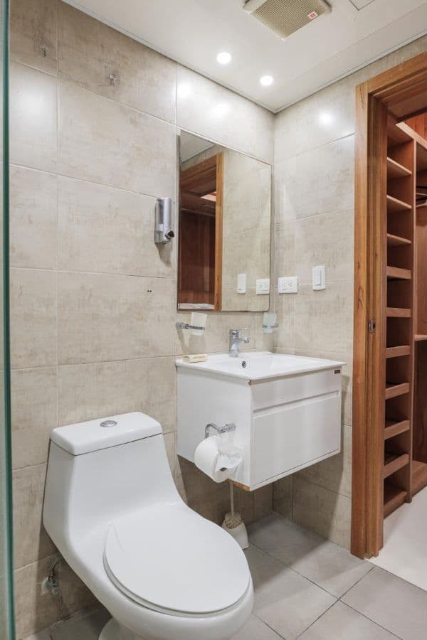 Furnished 2 BDRM Apartment for sale in Santo Domingo - Image 2