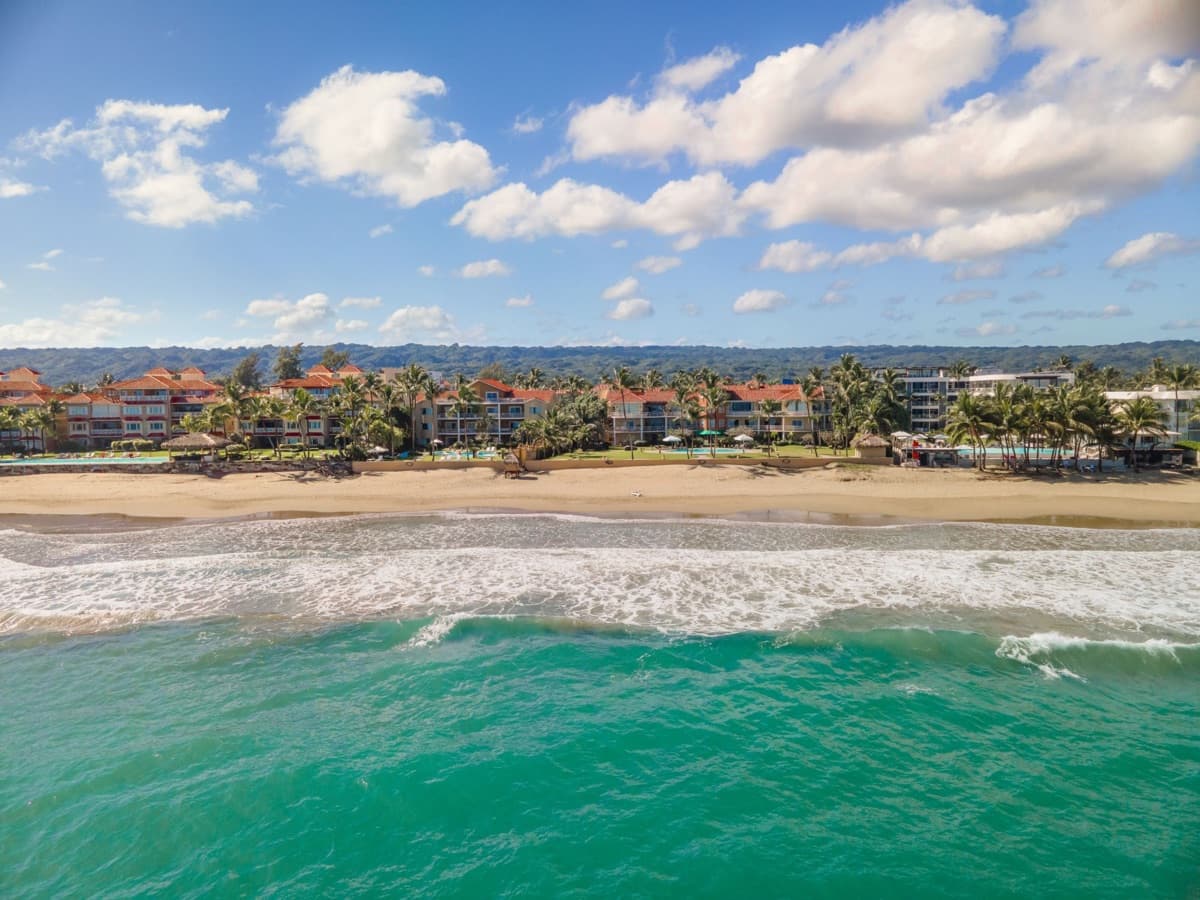EXCLUSIVE BEACHFRONT CONDOMINIUM — Cabarete Bay, North Coast - One of Cabarete's Most Prestigious Gated Communities - Image 2