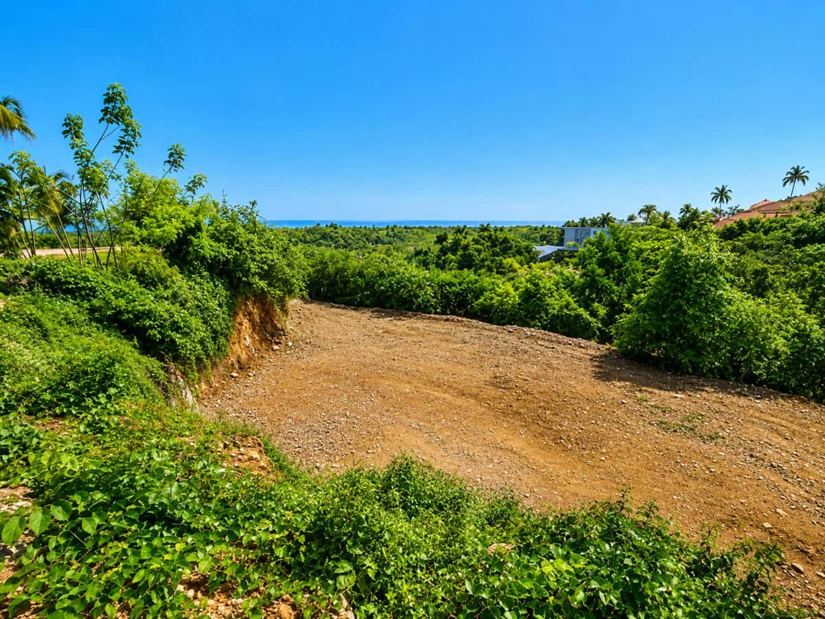 🌴 Terrain Constructible de 1 886 m² dans Résidence VIP avec Accès Plage – Las Terrenas