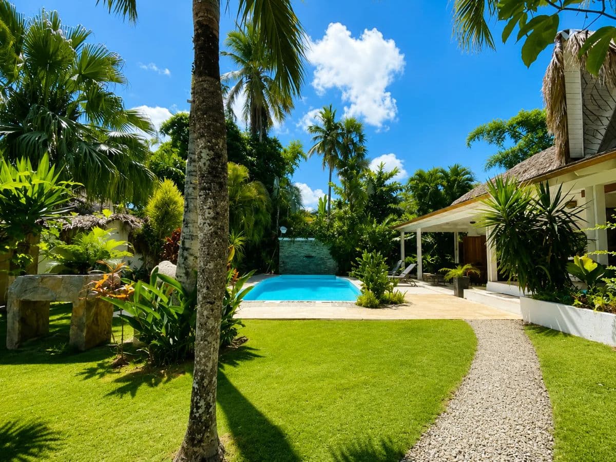 🌴 Charming Bed & Breakfast in the Heart of Las Terrenas – Exceptional Profitability - Image 4