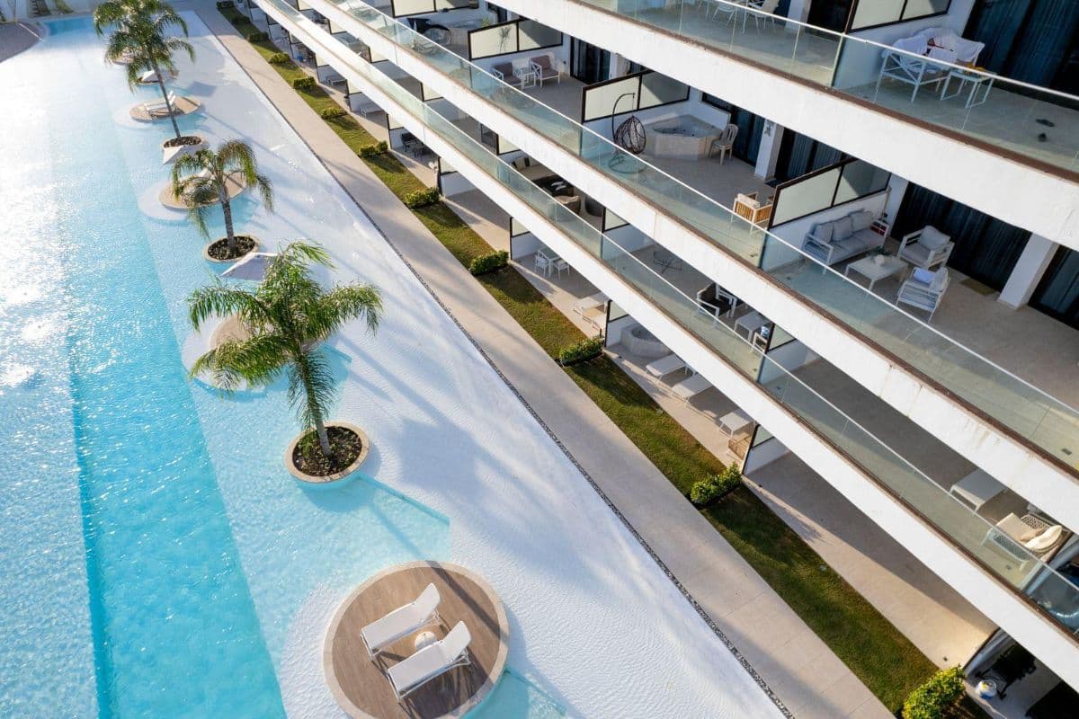 Luxury Living in Cana Bay - Image 4