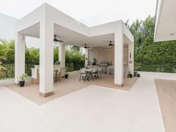 Villa Caobanilla Punta Cana: 3BR Family Home - Image 2