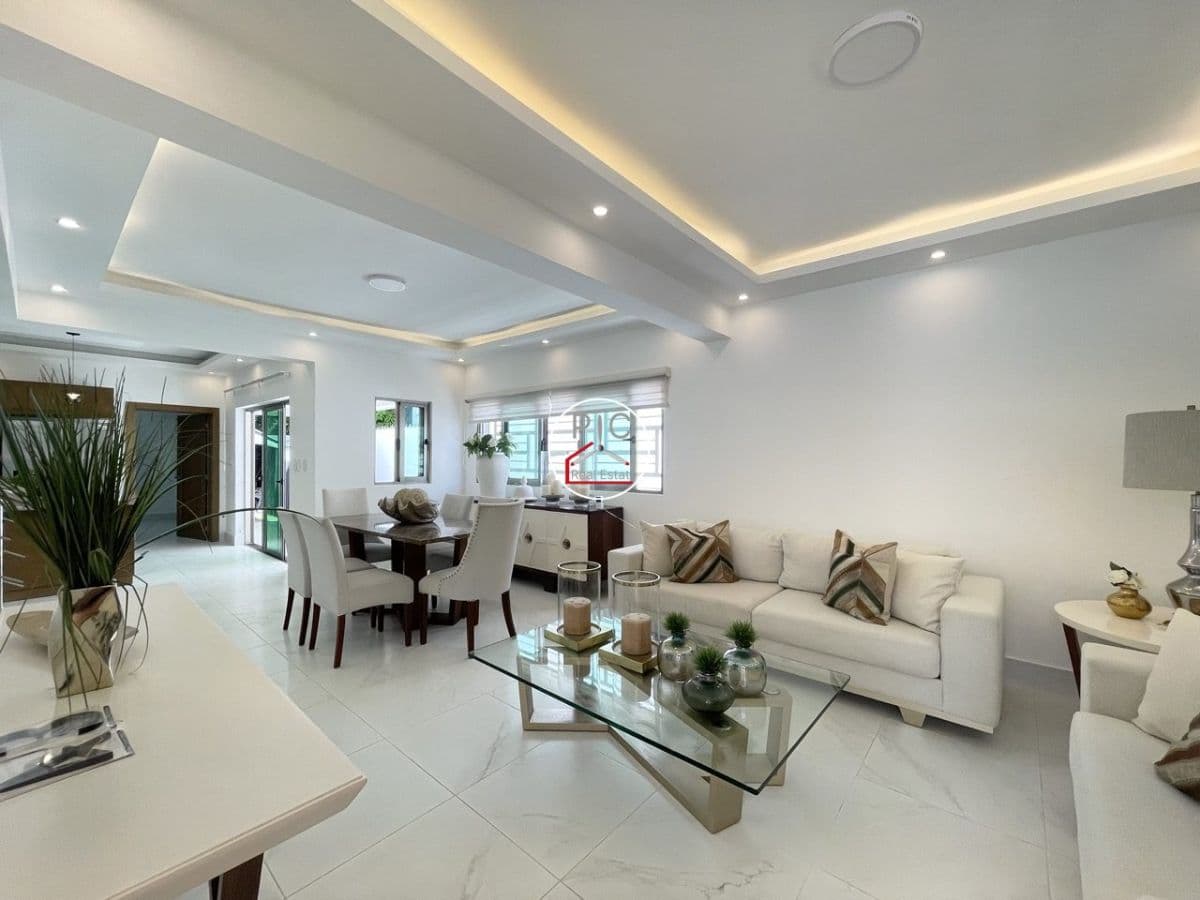 Premium Three-Story Residence in the Bayardo Gated Community - Image 2