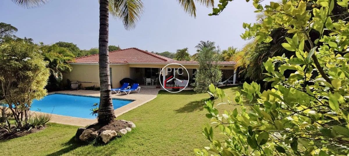 Stunning Villa in the green heart of Sosua - Image 2