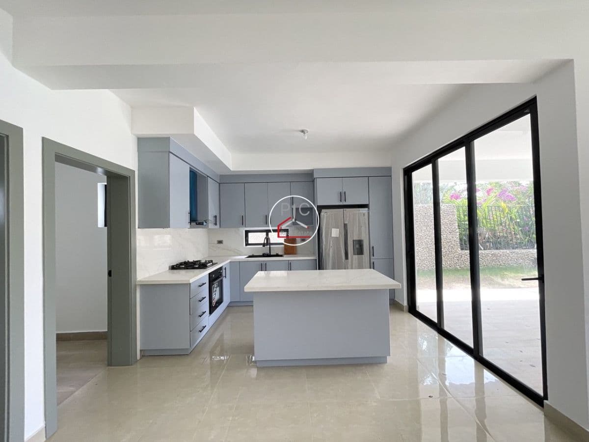 Elegant New Construction 3-Bedroom "Villa I" in Perla Marina – Gated Community by the Beach - Image 2
