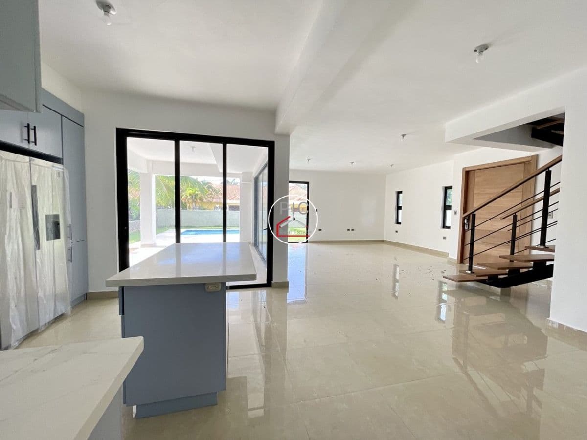 Elegant New Construction 3-Bedroom "Villa I" in Perla Marina – Gated Community by the Beach - Image 4