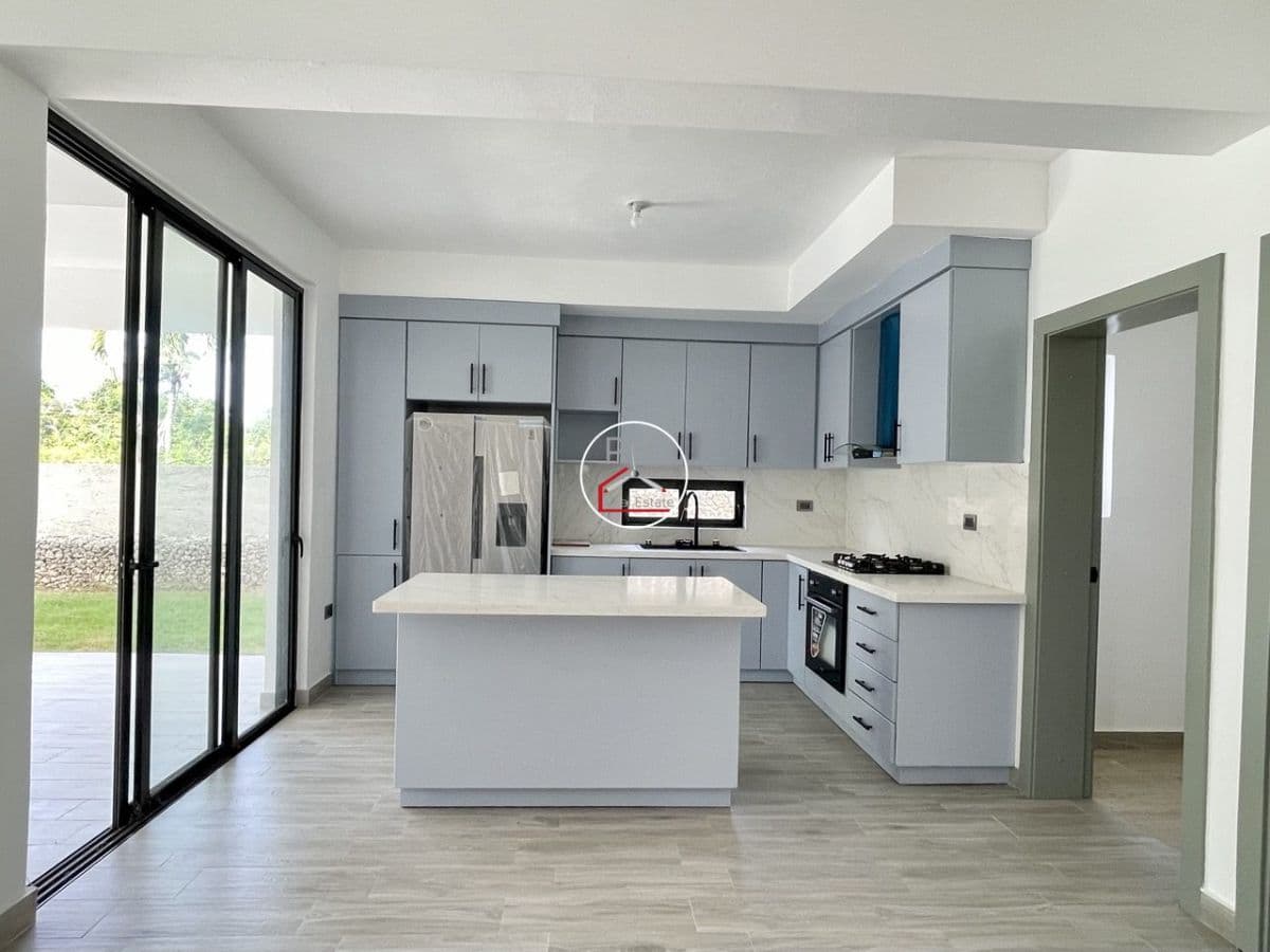 Stylish 3-Bedroom "Villa II" in Perla Marina, Just Steps from the Beach - Image 2