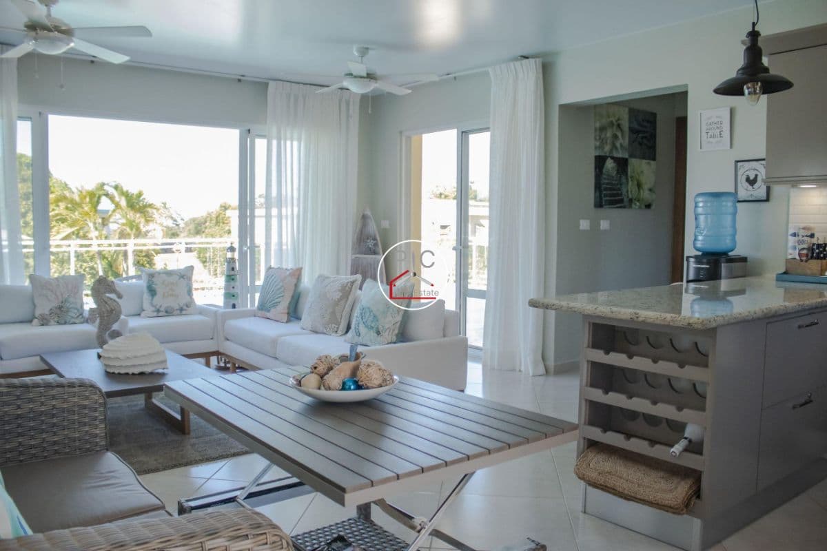 Chic 2-Bedroom Villa with Pool & Outdoor Entertaining – Caribbean Living at Its Best - Image 2