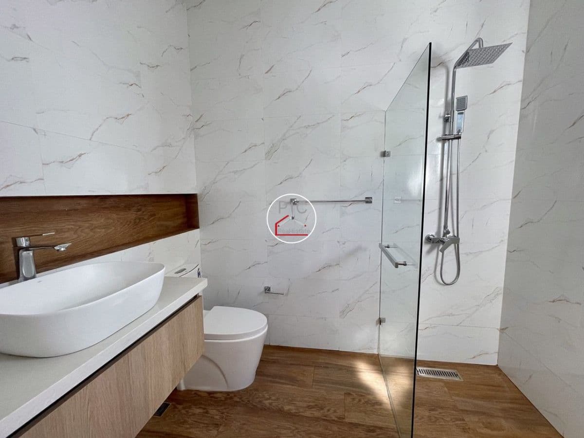 Spacious 2-Storey Villa with Pool in Torre Alta, Puerto Plata - Image 4