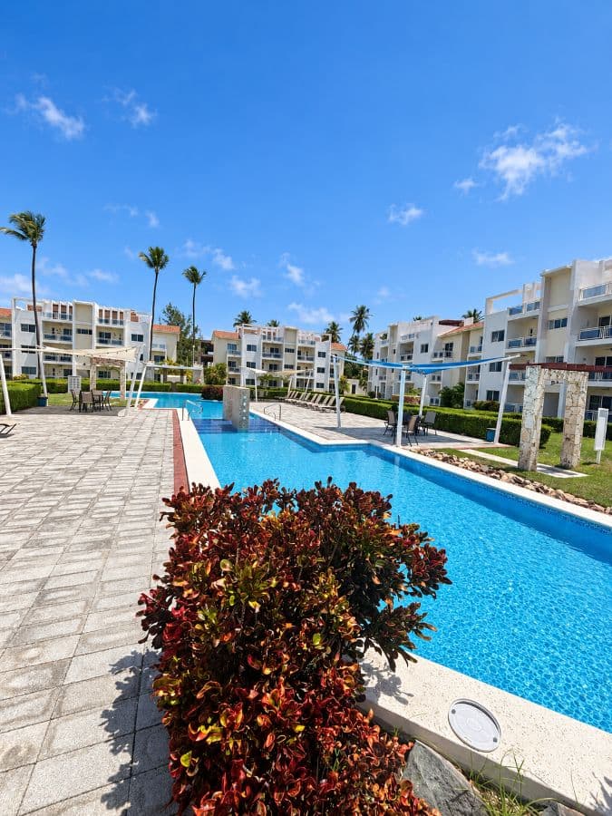 Luxurious Ground-Floor Residence – Steps from Bávaro Beach - Image 1