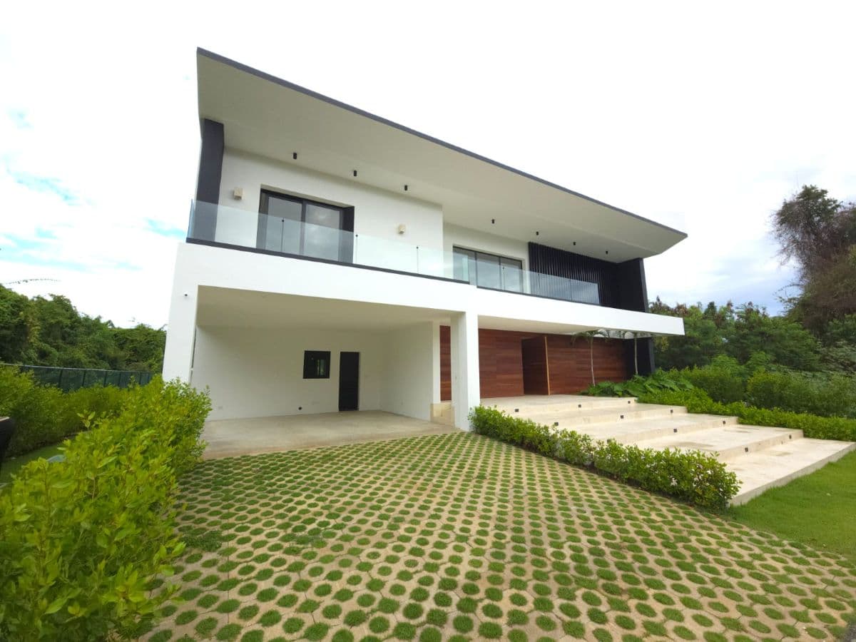 Luxury 4-Bedroom Villa for Sale in Punta Cana Village | Private Pool - Image 5