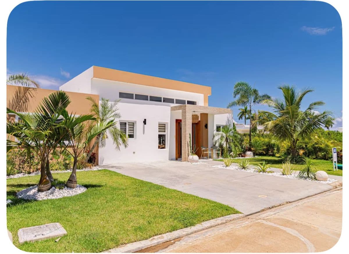 Luxury Caribbean Villa with Resort-Style Living - Image 3