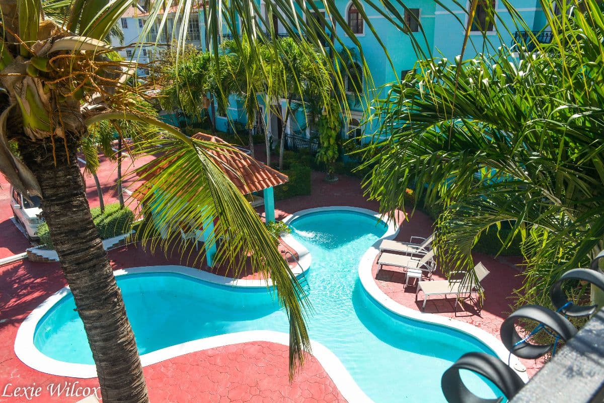 2 BEDROOM PENTHOUSE WITH LARGE PRIVATE ROOFTOP AREA - Image 1