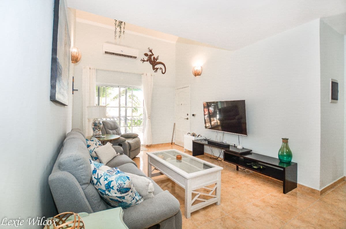 2 BEDROOM PENTHOUSE WITH LARGE PRIVATE ROOFTOP AREA - Image 5