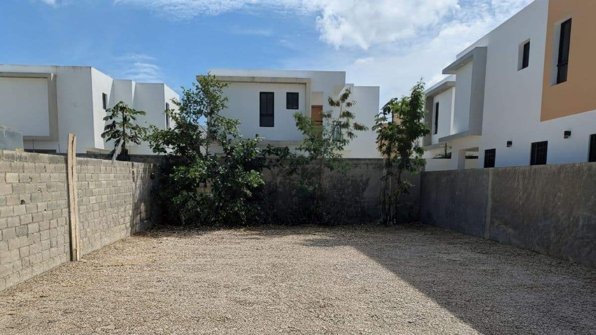 RECENTLY CONSTRUCTED 3 BEDROOM VILLA FOR UNDER $200,000 - Image 5