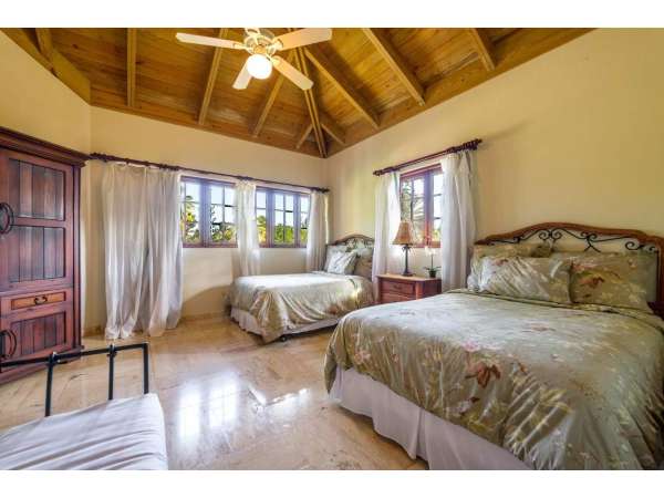 Exquisite 5-bedroom Villa In Casa De Campo: A