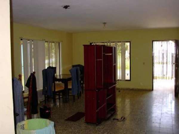 2 Story House In Cangrejo Ideal For Commercial