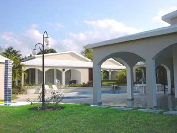 Tropical Ocean View Villa In Gated Community In A